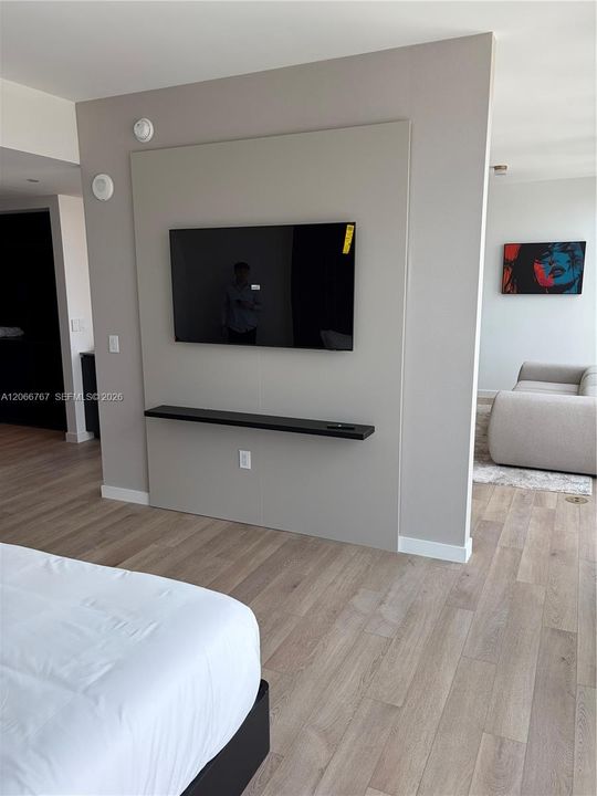 For Rent: $22,000 (3 beds, 3 baths, 3000 Square Feet)