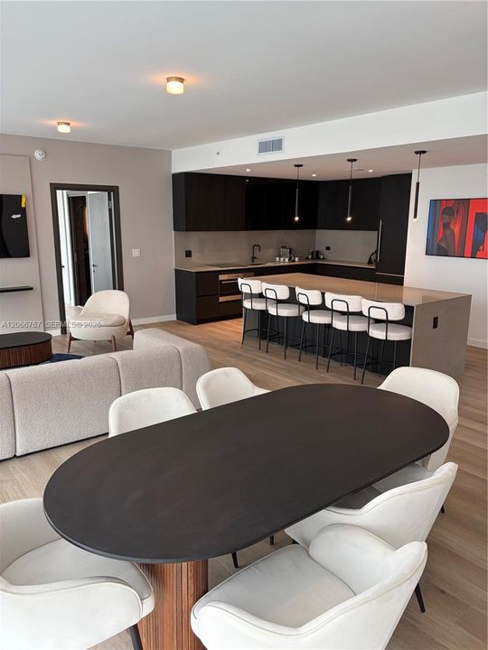 For Rent: $22,000 (3 beds, 3 baths, 3000 Square Feet)