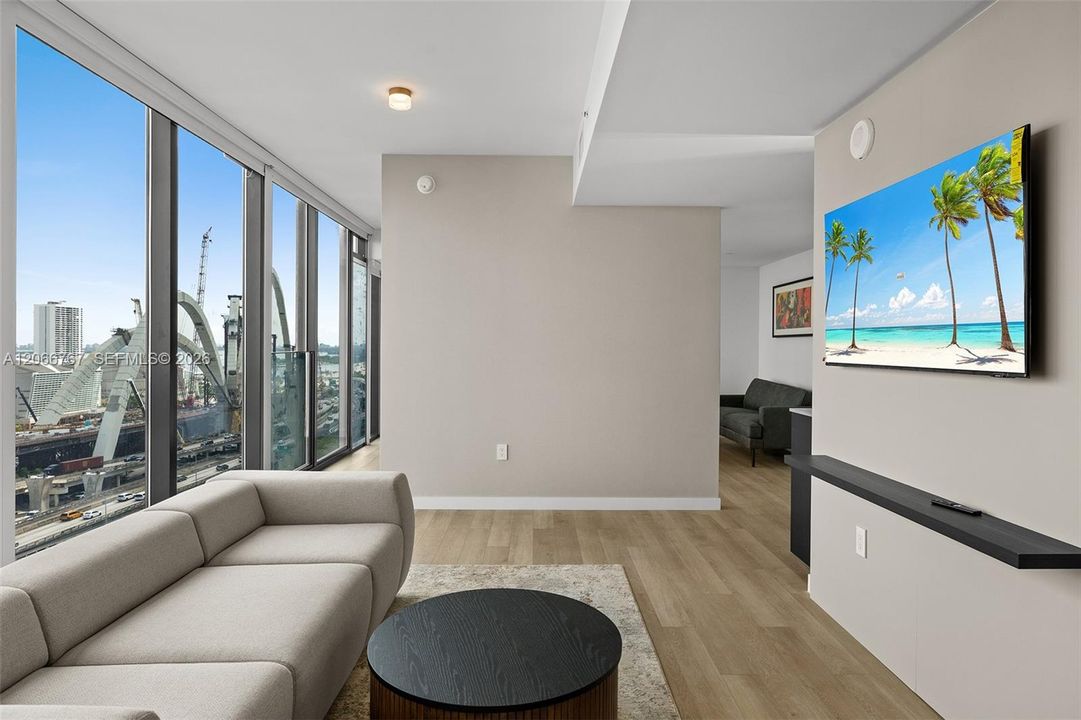 For Rent: $22,000 (3 beds, 3 baths, 3000 Square Feet)