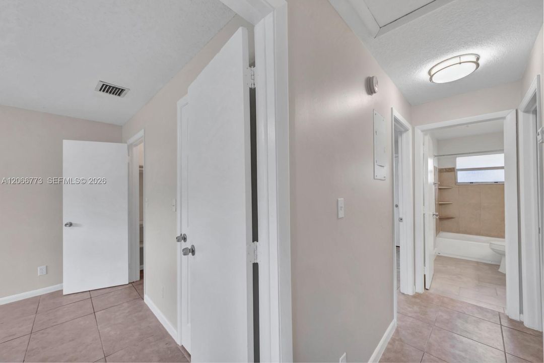 En Venta: $630,000 (0 camas, 0 baños, 2099 Pies cuadrados)