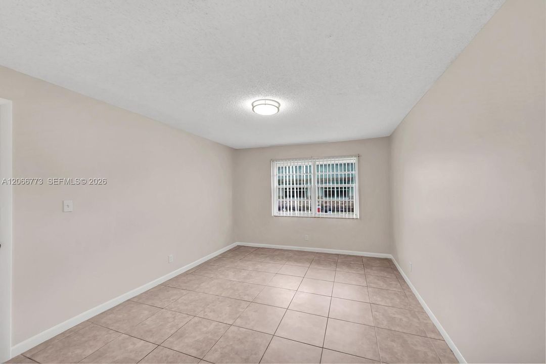 En Venta: $630,000 (0 camas, 0 baños, 2099 Pies cuadrados)