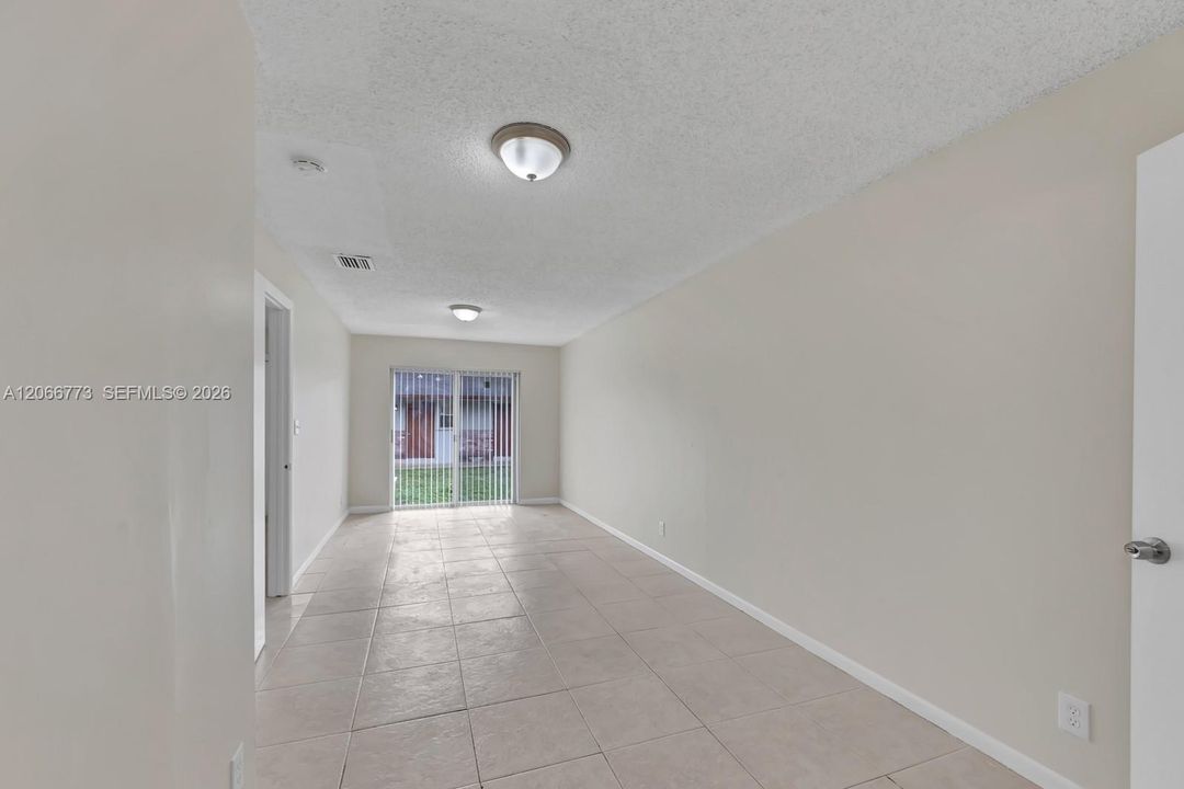 En Venta: $630,000 (0 camas, 0 baños, 2099 Pies cuadrados)