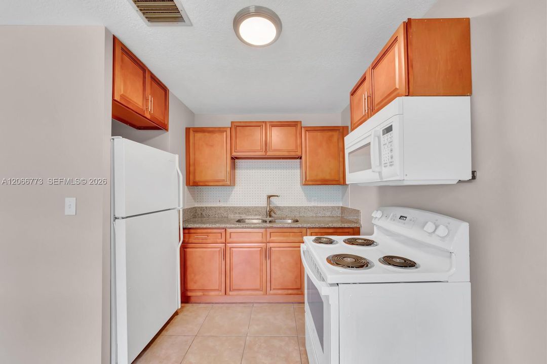 En Venta: $630,000 (0 camas, 0 baños, 2099 Pies cuadrados)
