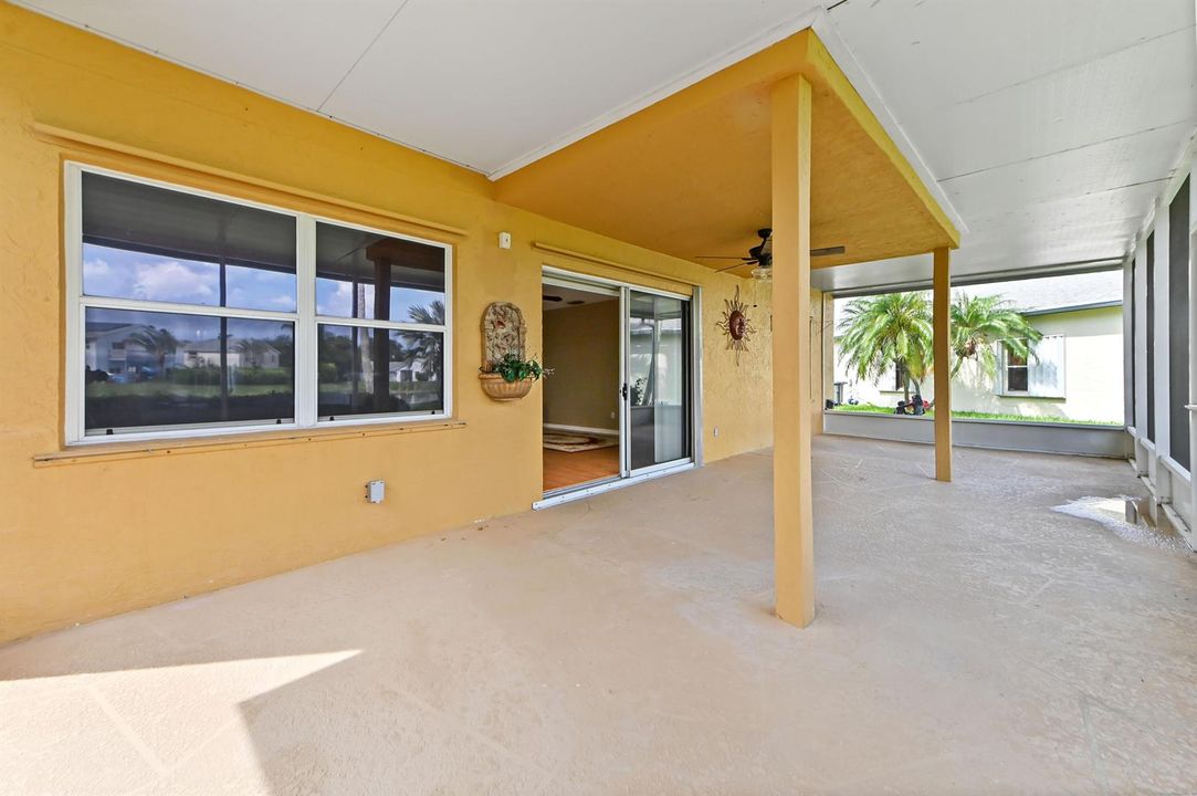 43 patio 03