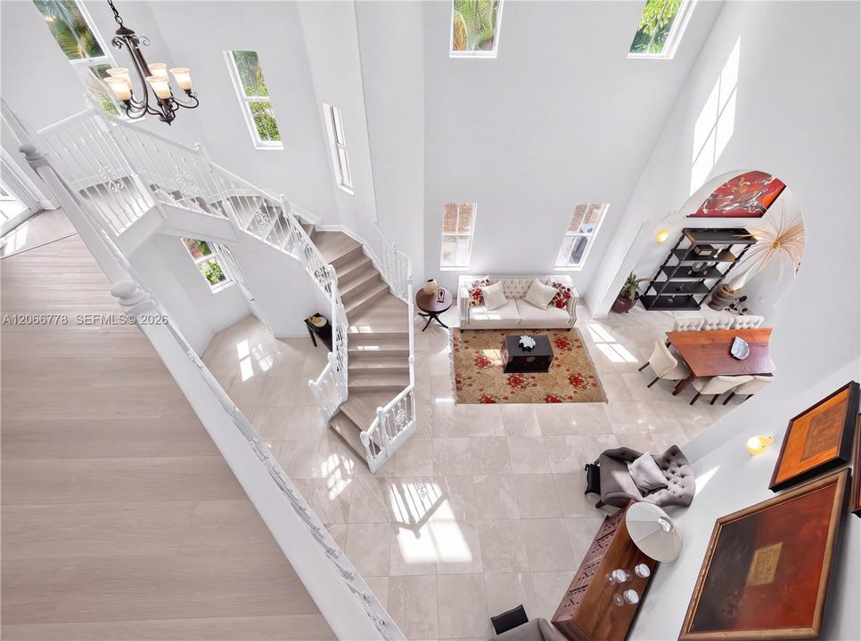 Active With Contract: $2,145,000 (5 beds, 4 baths, 3541 Square Feet)