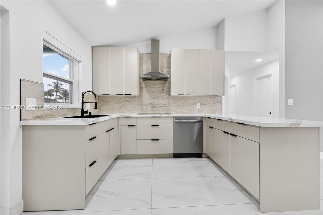 For Sale: $699,000 (4 beds, 2 baths, 1567 Square Feet)