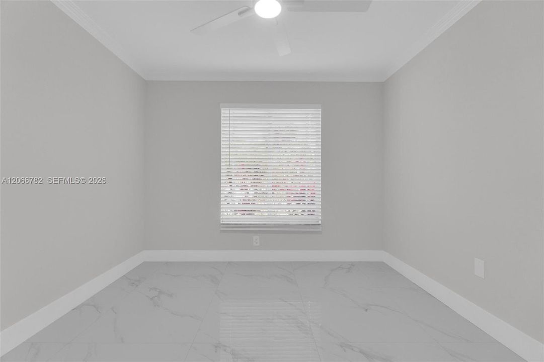For Rent: $3,650 (3 beds, 2 baths, 1598 Square Feet)