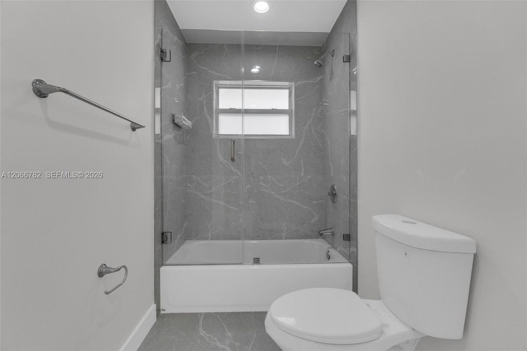 For Rent: $3,650 (3 beds, 2 baths, 1598 Square Feet)