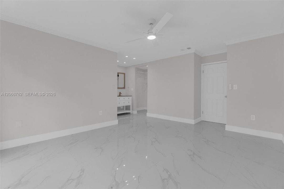 For Rent: $3,650 (3 beds, 2 baths, 1598 Square Feet)