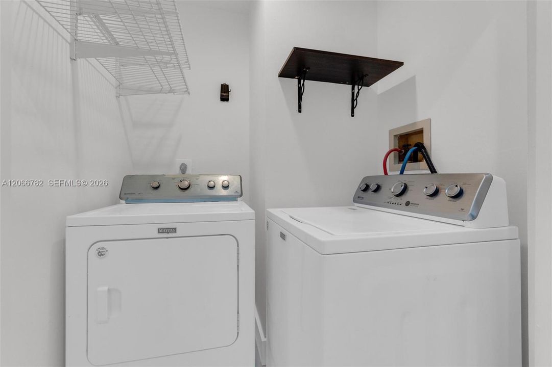 For Rent: $3,650 (3 beds, 2 baths, 1598 Square Feet)