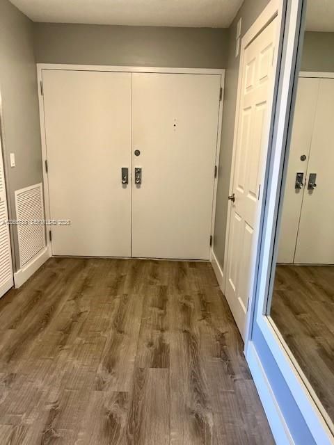 На продажу: $869,000 (3 спален, 2 ванн, 2060 Квадратных фут)