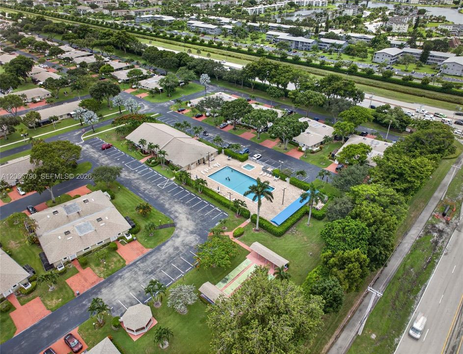 For Sale: $360,000 (2 beds, 2 baths, 1022 Square Feet)