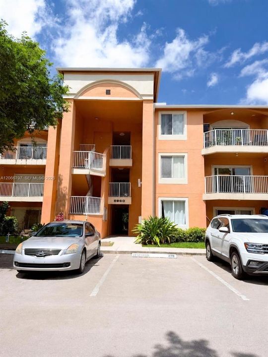 For Sale: $249,000 (2 beds, 2 baths, 1183 Square Feet)