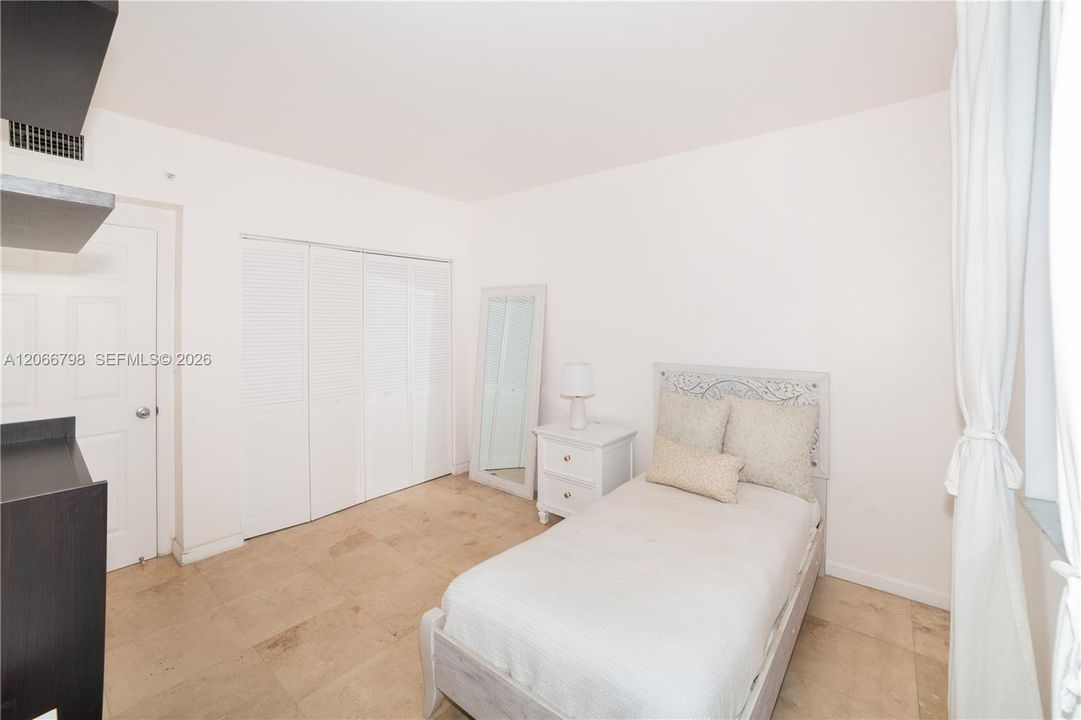 For Sale: $722,000 (3 beds, 2 baths, 1353 Square Feet)