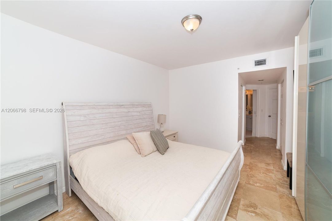For Sale: $722,000 (3 beds, 2 baths, 1353 Square Feet)