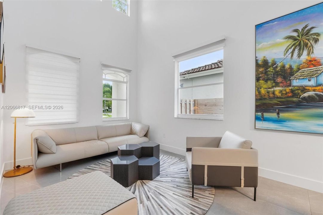 For Rent: $5,900 (5 beds, 3 baths, 2962 Square Feet)