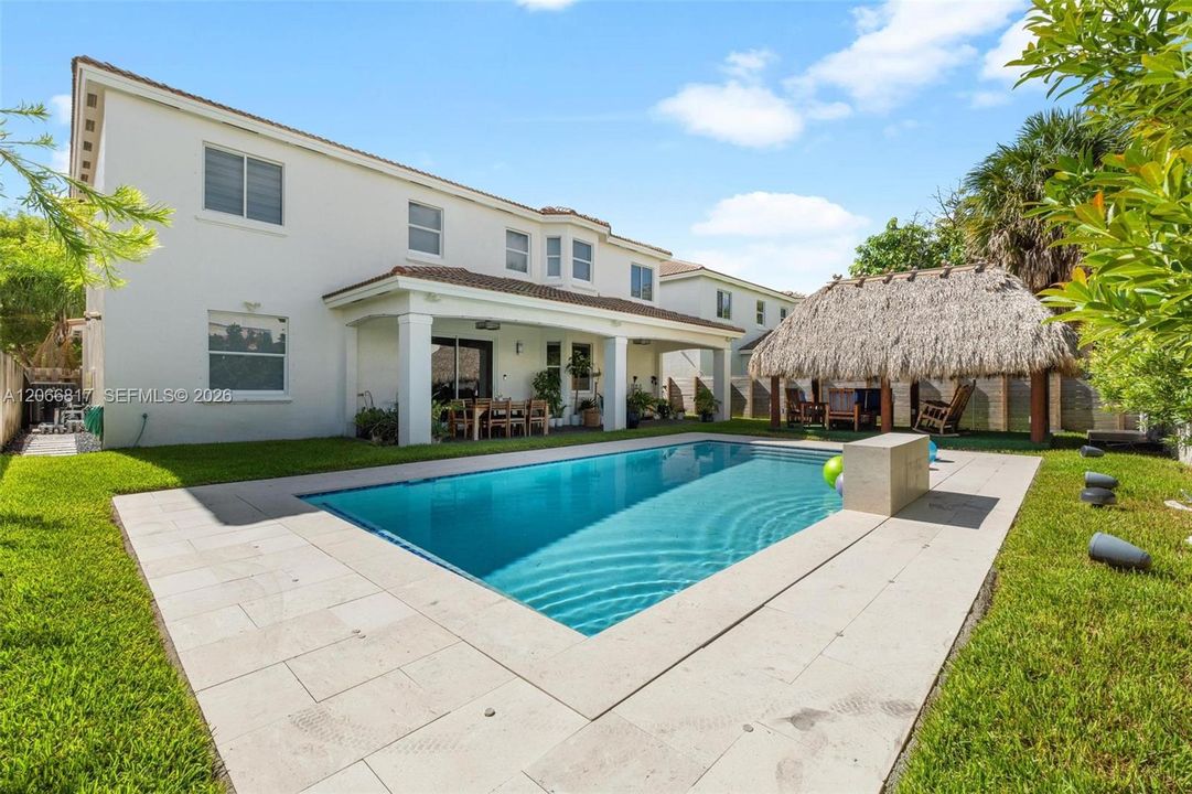 For Rent: $5,900 (5 beds, 3 baths, 2962 Square Feet)