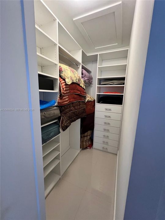 En Renta: $4,000 (4 camas, 3 baños, 1774 Pies cuadrados)