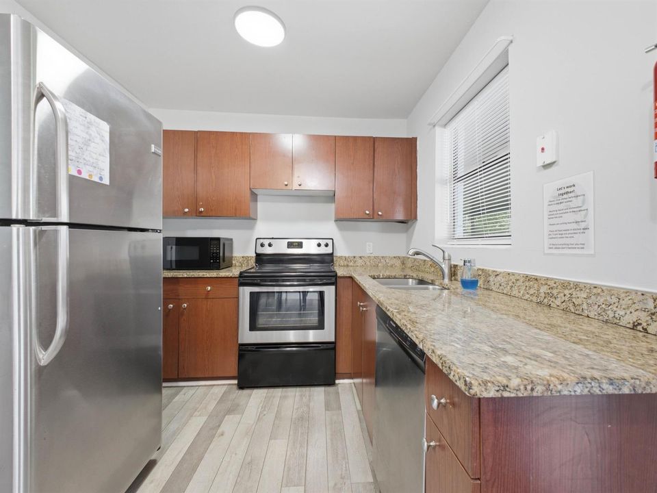 Kitchen 1