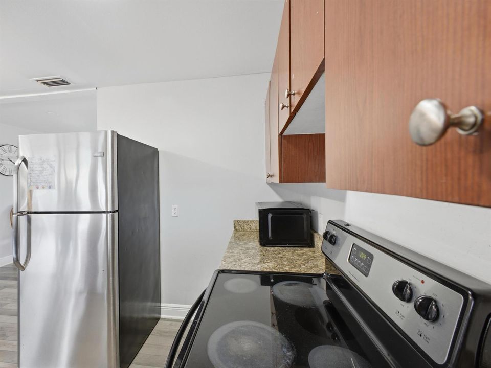 Kitchen 4