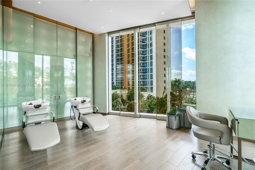 For Rent: $25,000 (3 beds, 3 baths, 2271 Square Feet)