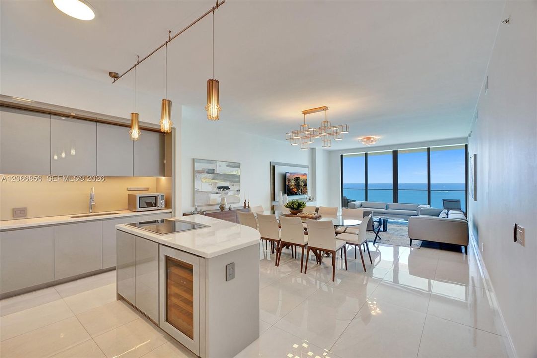 For Rent: $25,000 (3 beds, 3 baths, 2271 Square Feet)