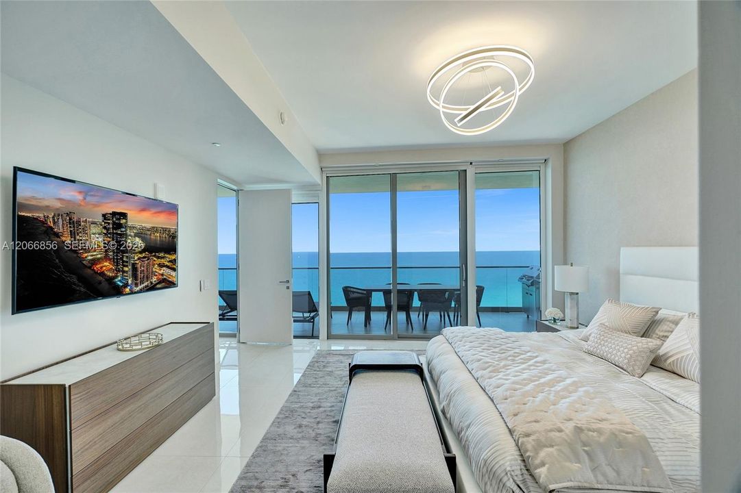 For Rent: $25,000 (3 beds, 3 baths, 2271 Square Feet)
