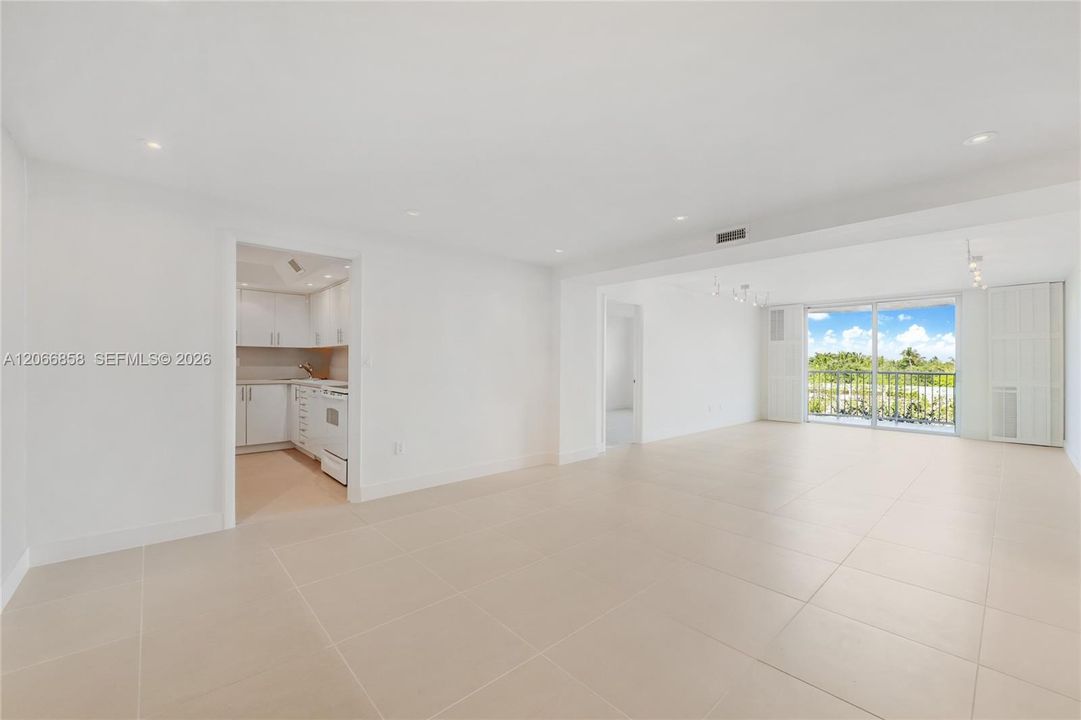 Living Room/Dining Room