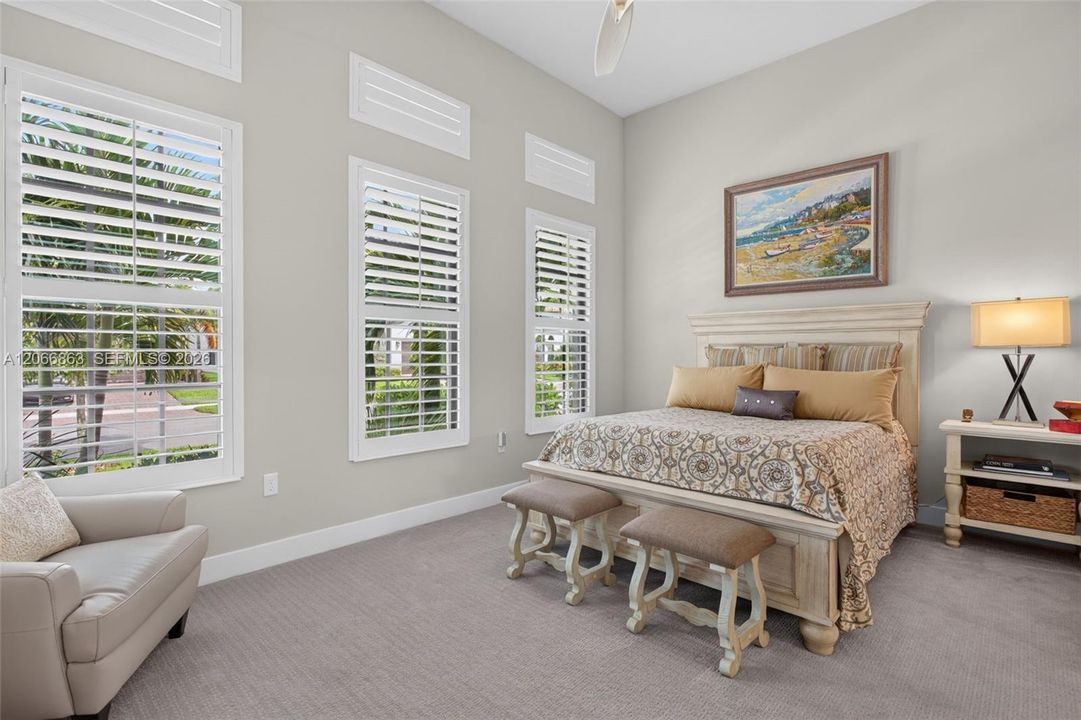 For Sale: $1,795,000 (3 beds, 3 baths, 3381 Square Feet)
