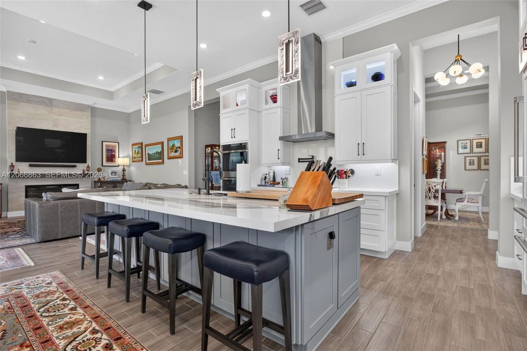 For Sale: $1,795,000 (3 beds, 3 baths, 3381 Square Feet)
