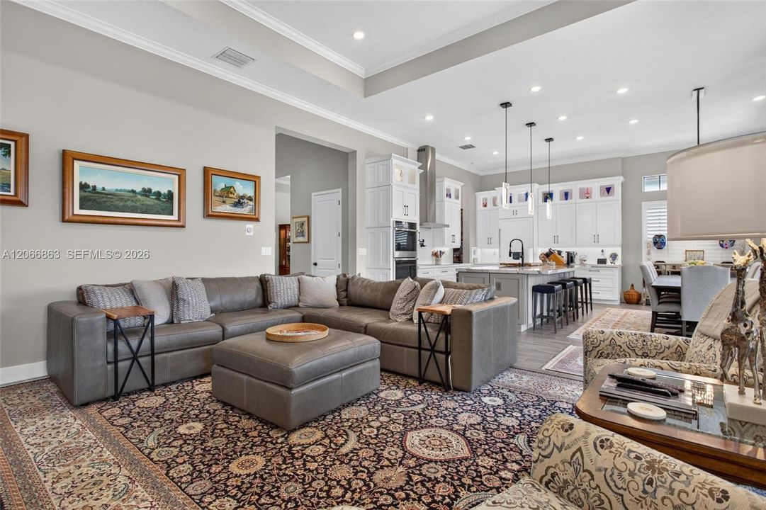 For Sale: $1,795,000 (3 beds, 3 baths, 3381 Square Feet)