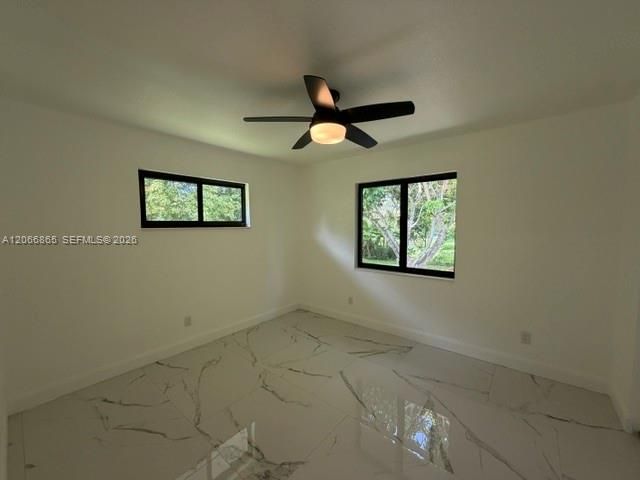 En Renta: $6,500 (4 camas, 2 baños, 1943 Pies cuadrados)
