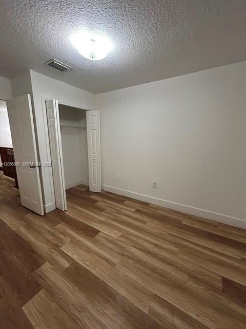 For Rent: $2,800 (3 beds, 2 baths, 1528 Square Feet)