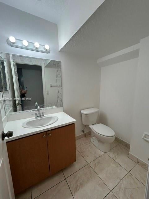 For Rent: $2,800 (3 beds, 2 baths, 1528 Square Feet)