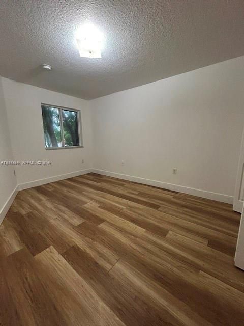 For Rent: $2,800 (3 beds, 2 baths, 1528 Square Feet)