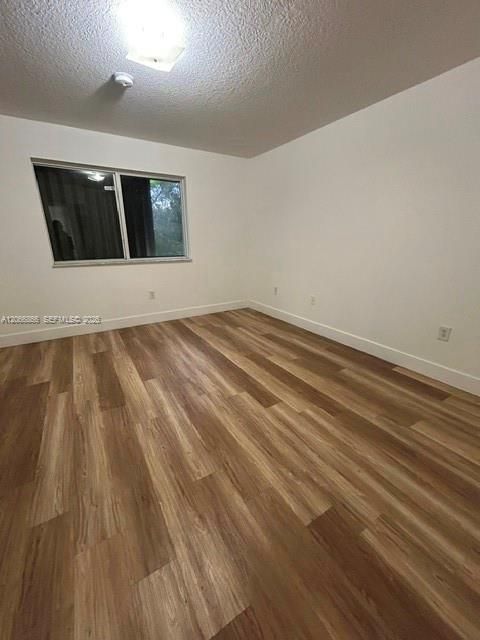 For Rent: $2,800 (3 beds, 2 baths, 1528 Square Feet)