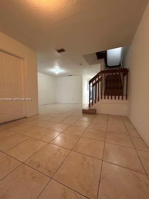 For Rent: $2,800 (3 beds, 2 baths, 1528 Square Feet)