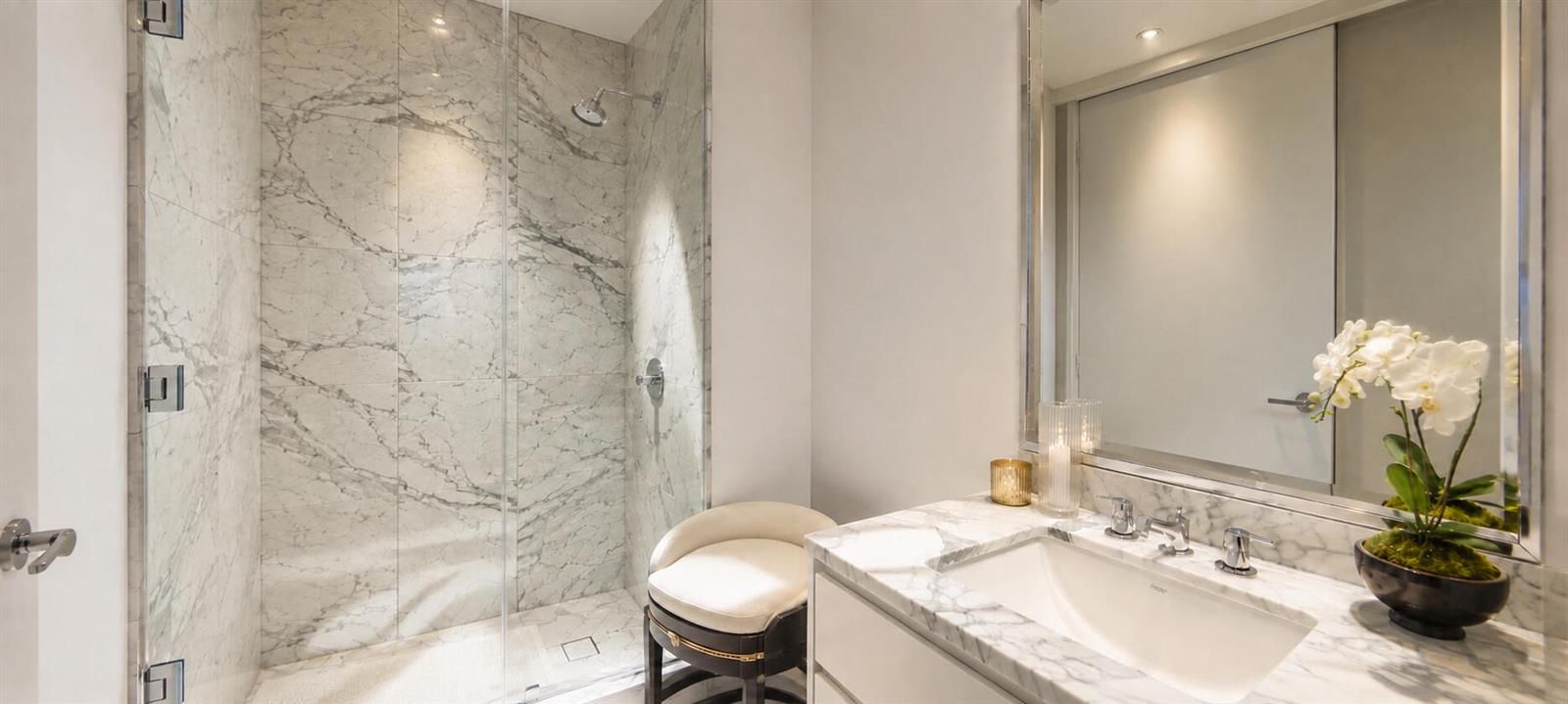 Second Luxury Bath