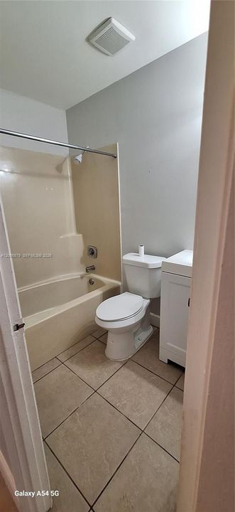 В аренду: $2,500 (3 спален, 2 ванн, 1161 Квадратных фут)
