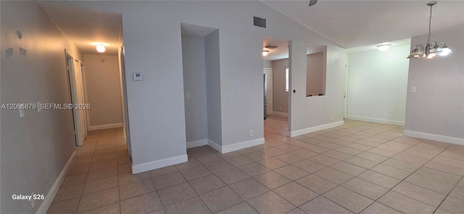 В аренду: $2,500 (3 спален, 2 ванн, 1161 Квадратных фут)