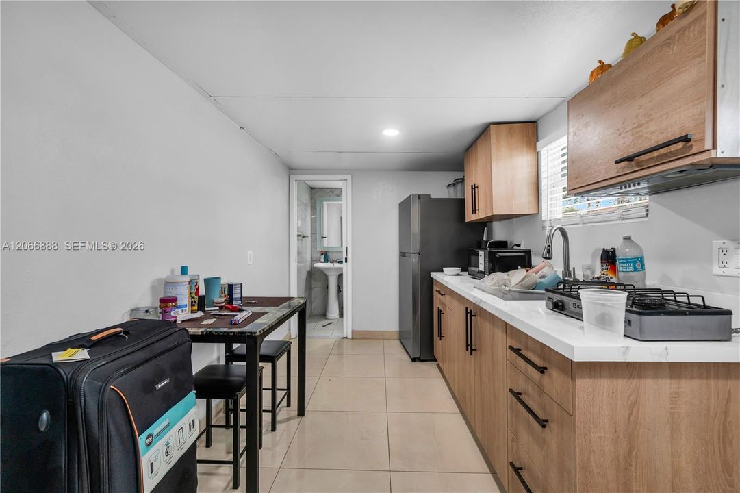 Activo con contrato: $499,999 (3 camas, 3 baños, 1546 Pies cuadrados)