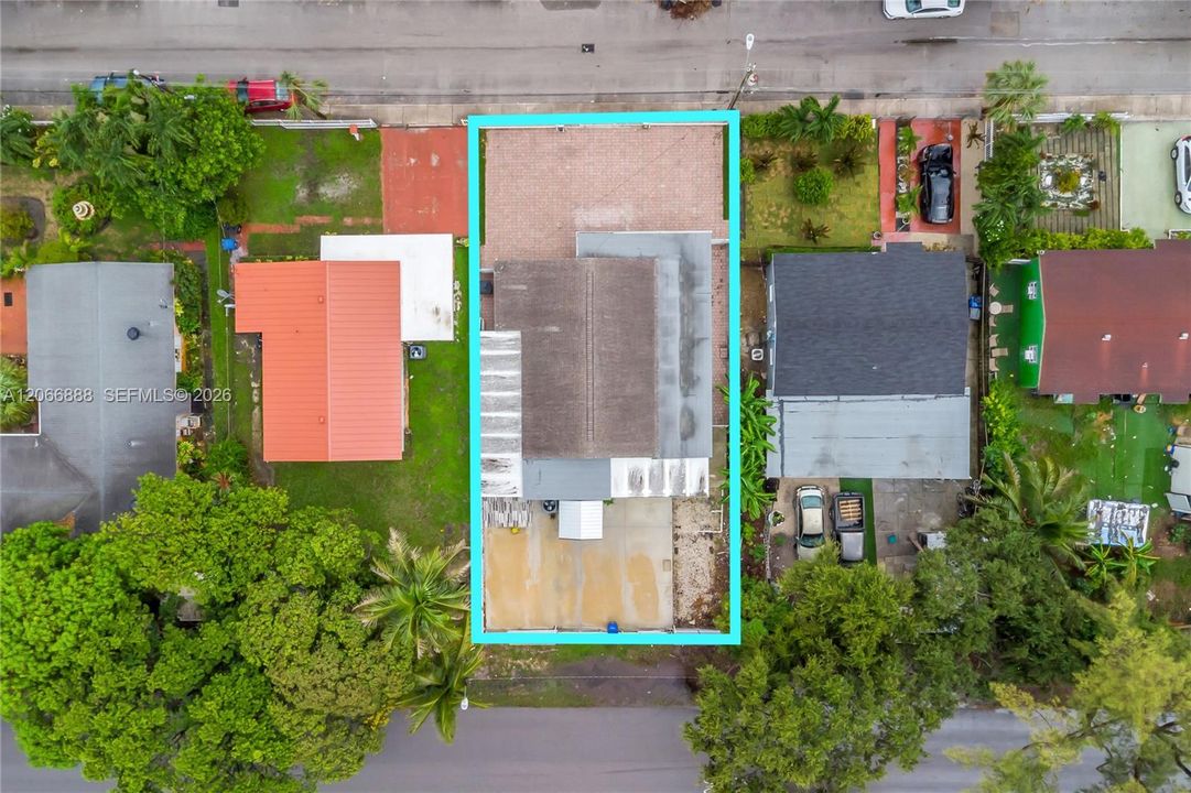 Activo con contrato: $499,999 (3 camas, 3 baños, 1546 Pies cuadrados)