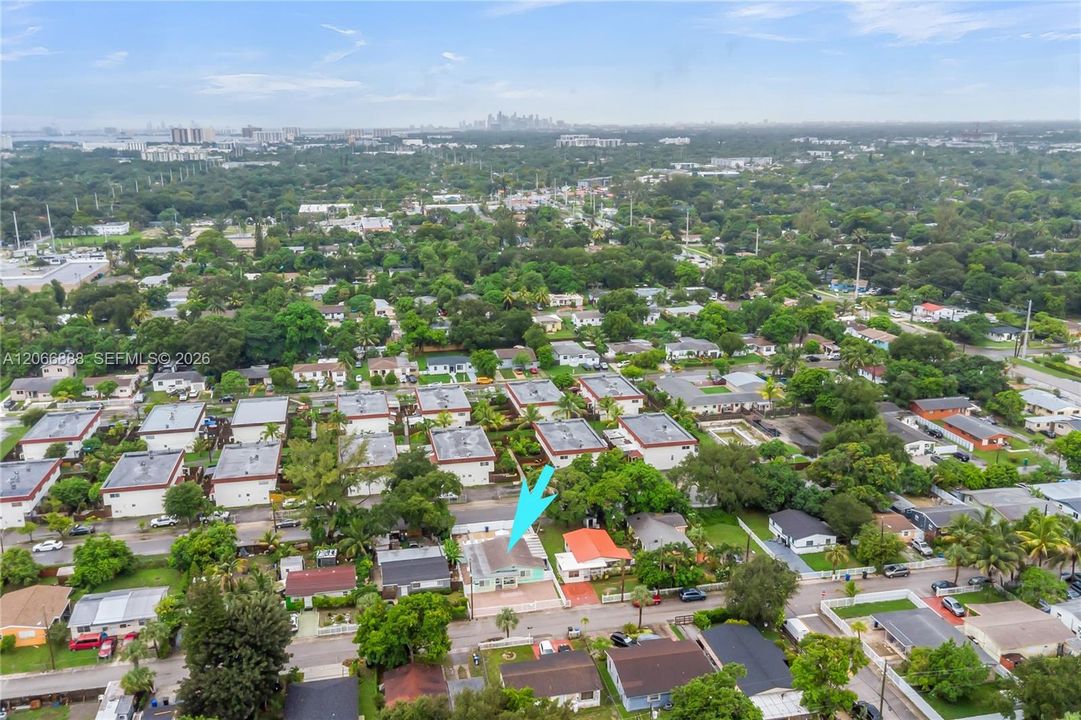 Activo con contrato: $499,999 (3 camas, 3 baños, 1546 Pies cuadrados)