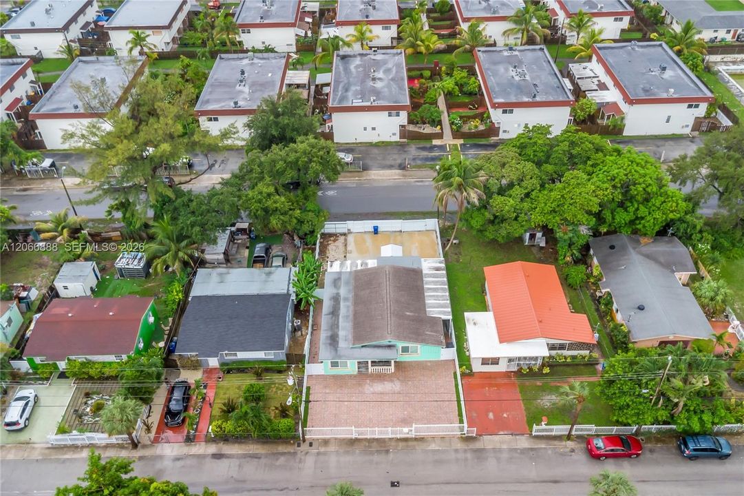 Activo con contrato: $499,999 (3 camas, 3 baños, 1546 Pies cuadrados)