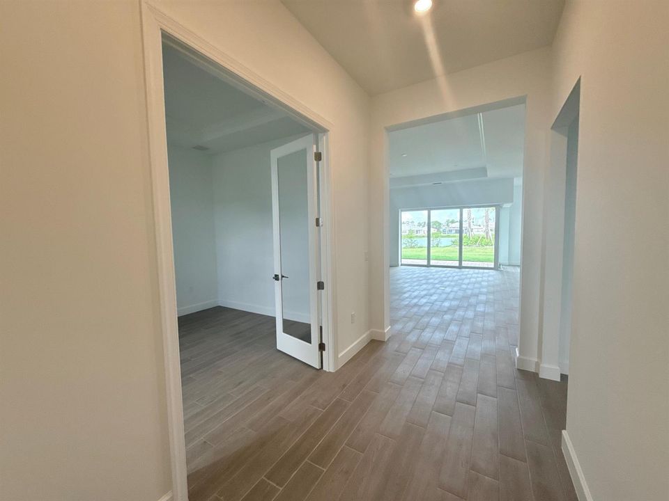 120 Entry Foyer