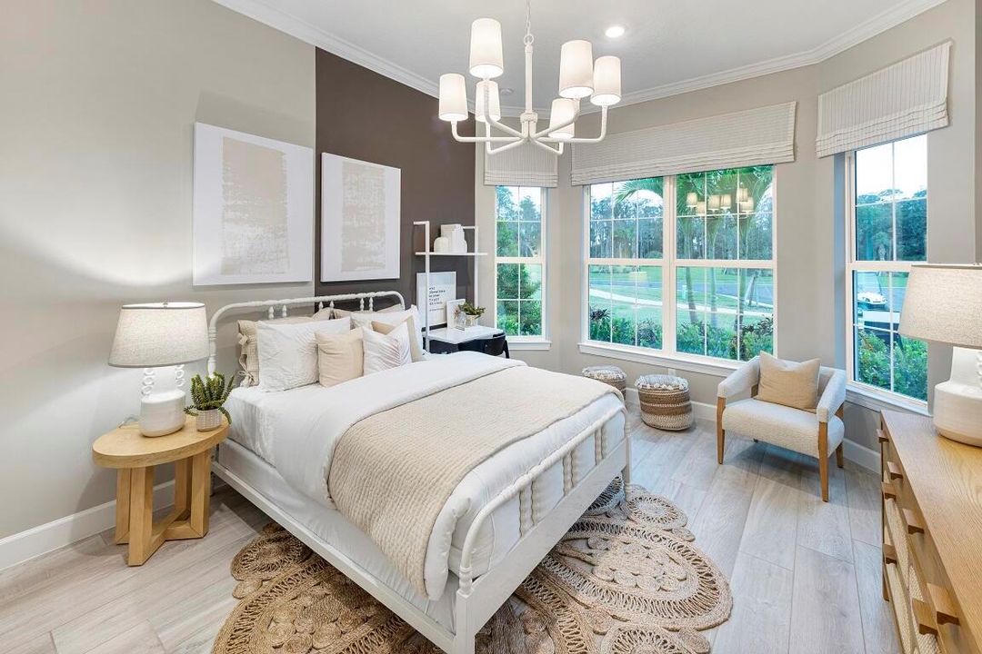 Secondary bedroom