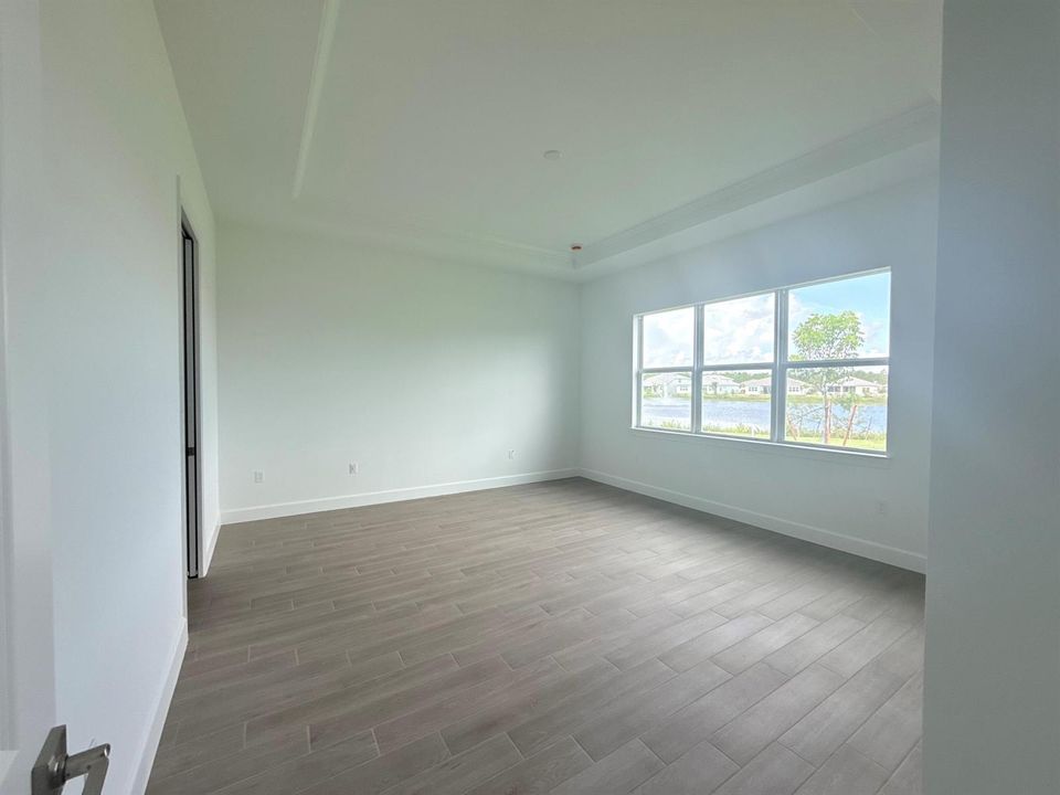 120 Owner's Suite