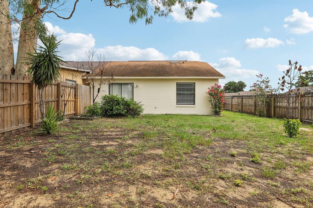 28-web-or-mls-Garden Cove Ct-S0108-028
