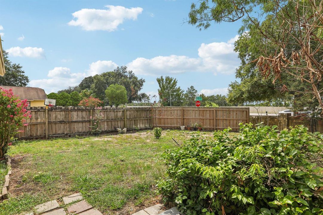 26-web-or-mls-Garden Cove Ct-S0108-026