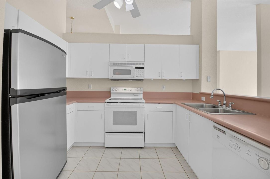 Kitchen 3